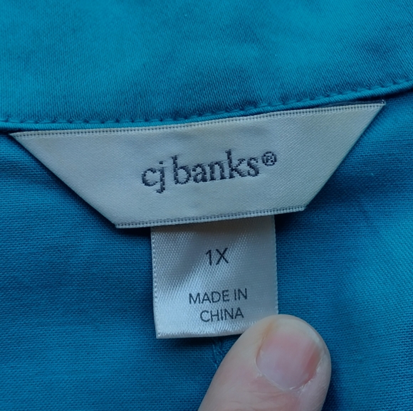 CJ Banks Zippered Vest - Picture 5 of 6